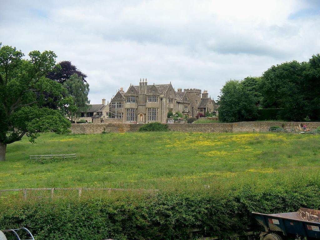 Cotswold Garden Tea Rooms Stow-on-the-Wold Dış mekan fotoğraf